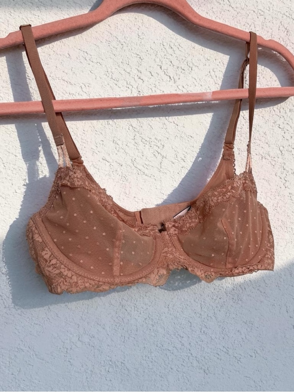 Victoria’s Secret Lace Mesh Bra 34C Nude Pink Underwire Sheer